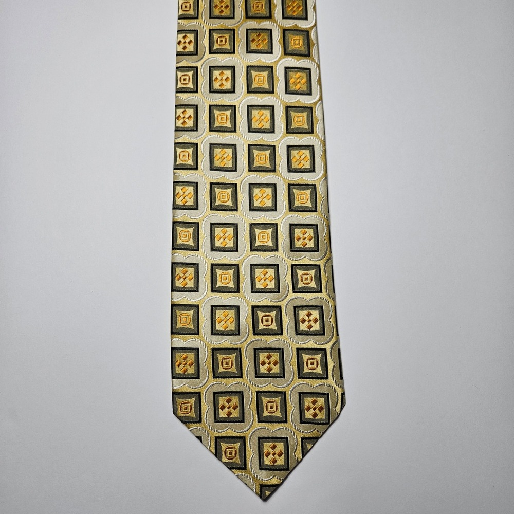Benchmark Mens Silk Tie Gold Gray‎ Geometric Medallion USA Made Classic Necktie